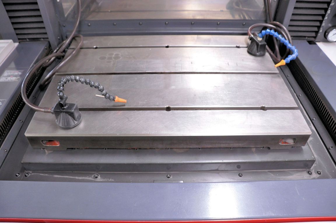 2015 Mitsubishi Sinker